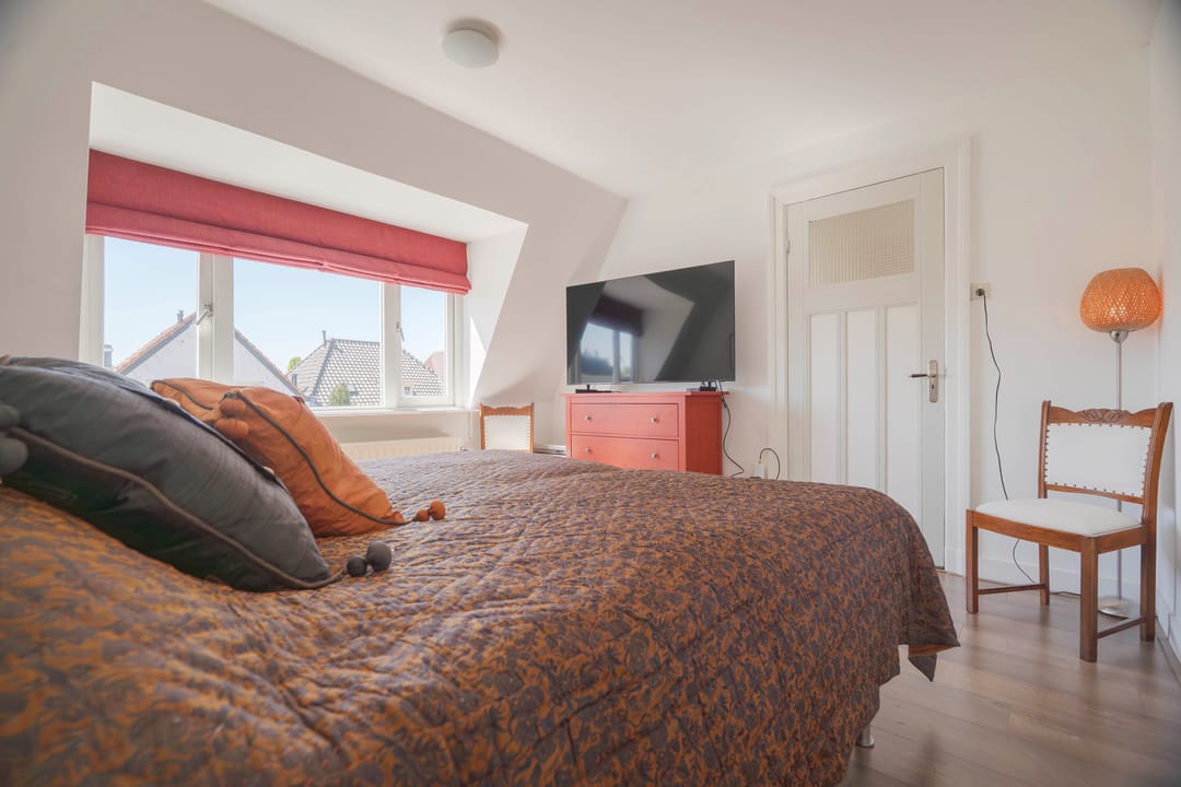 Spacious Apartment with Rooftop Terrace and Dual Kitchen Setup — 43