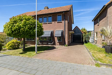 Mr. Hillebrand Tuttelstraat thumbnail