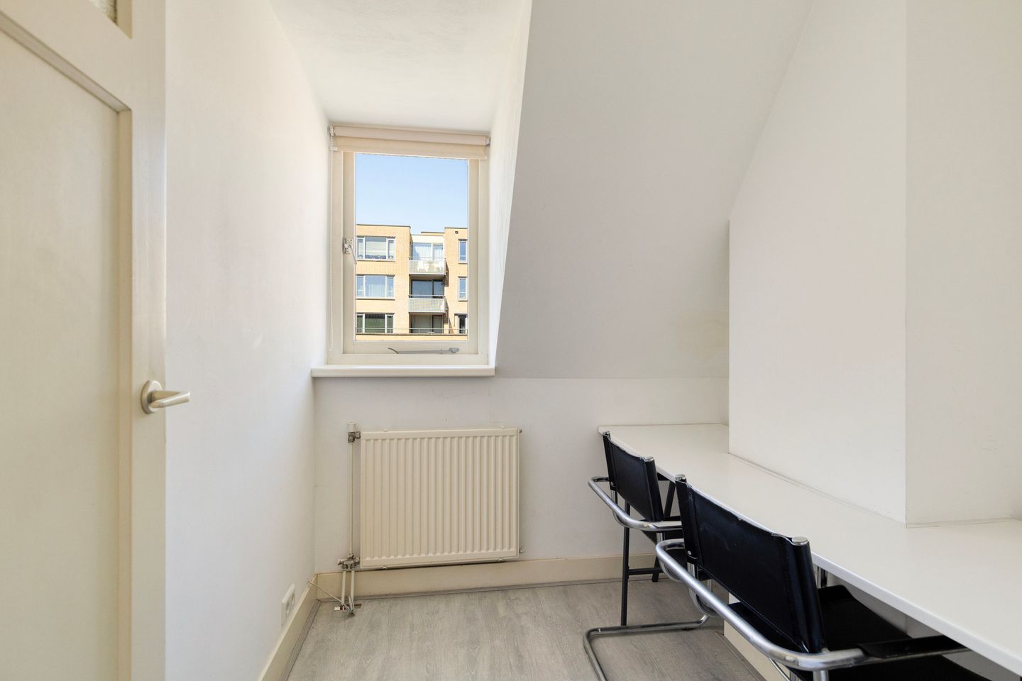 Photo 19 of Mgr. Van de Weteringstraat 15