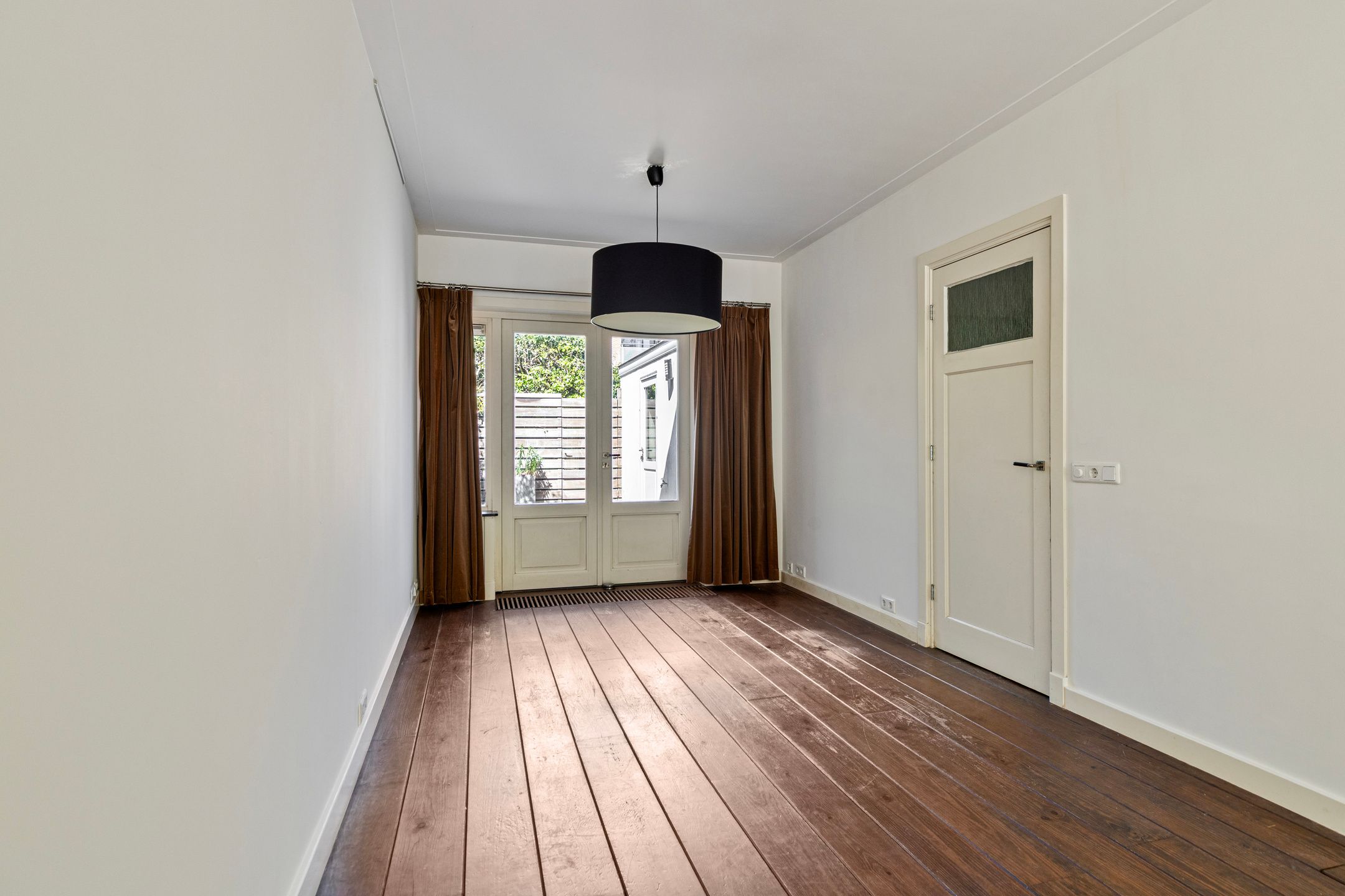 Photo 9 of Mgr. Van de Weteringstraat 15