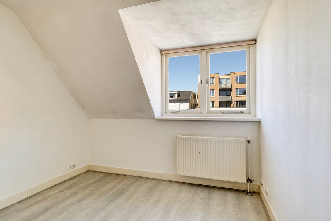 Photo 17 of Mgr. Van de Weteringstraat 15