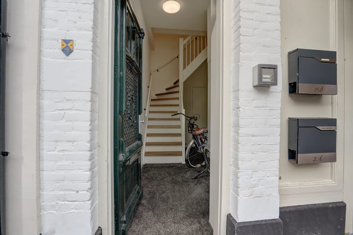 Photo 5 of Luttekepoortstraat 2-B