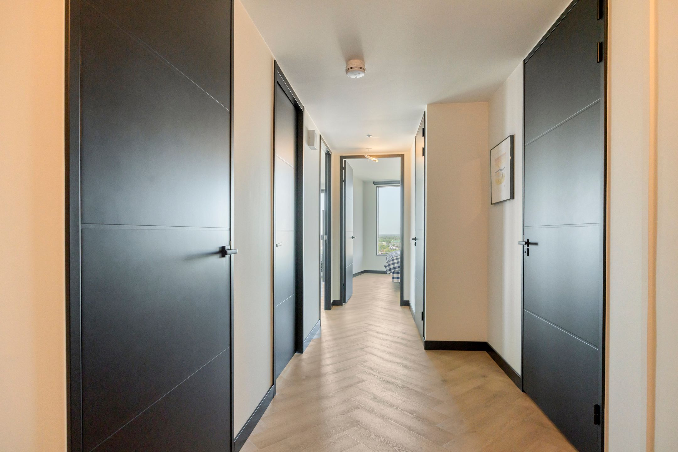 Photo 9 of Vincent van den Heuvellaan 371