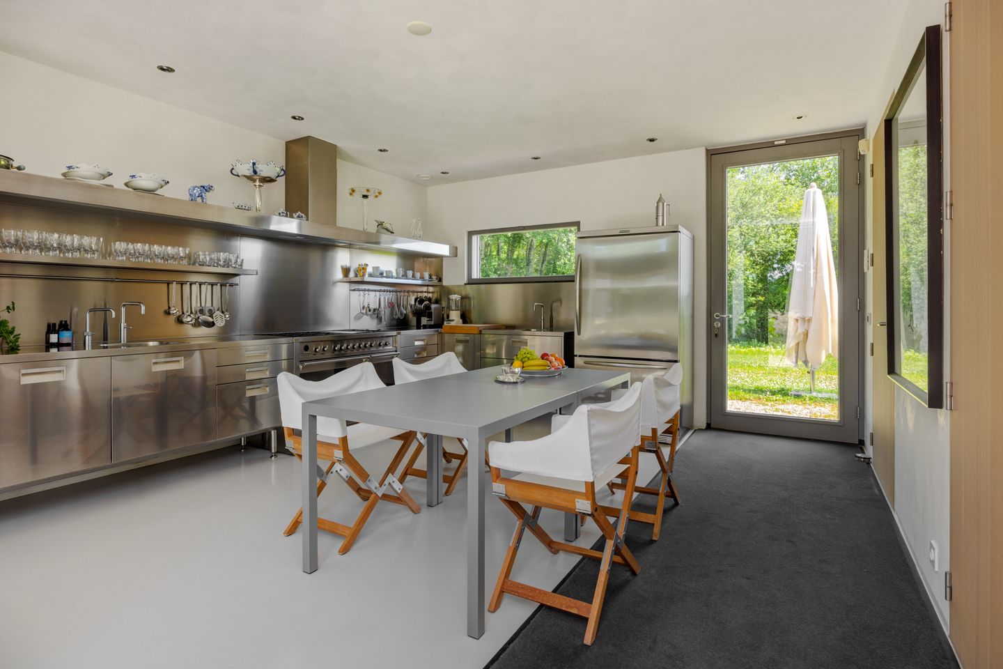 Exclusive Detached Villa with Extensive Natural Plot — 29