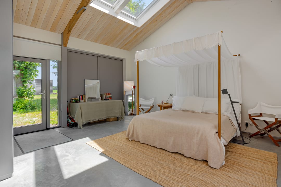 Exclusive Detached Villa with Extensive Natural Plot — 53