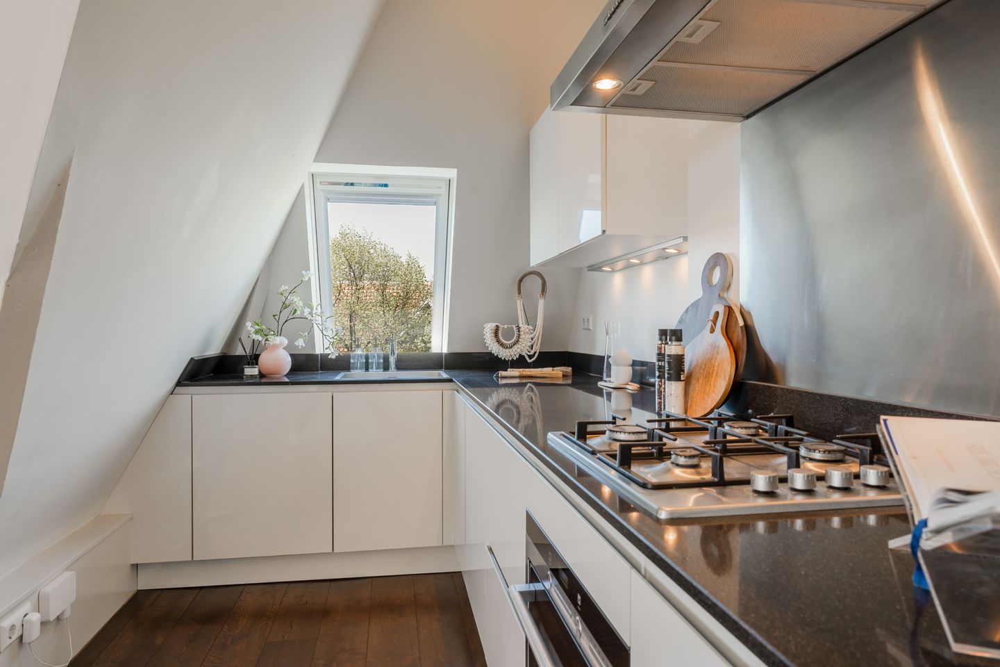 Photo 10 of Waldeck Pyrmontlaan 6-4