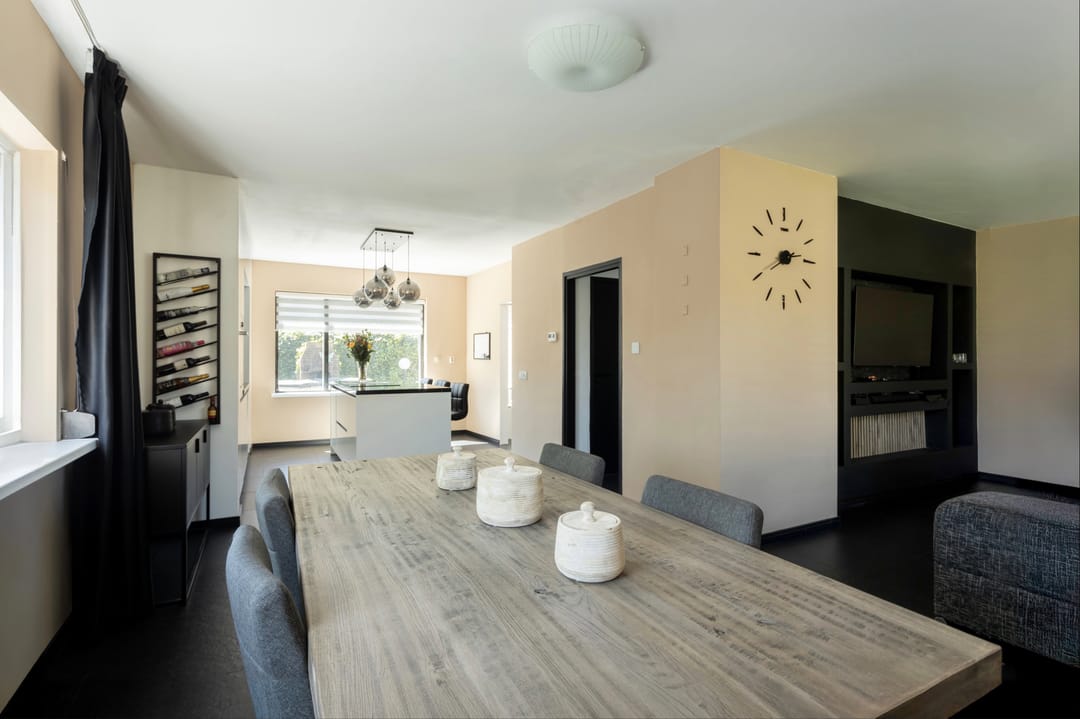 Spacious Detached House with Garage and Sunny Garden in Maasbommel — 11