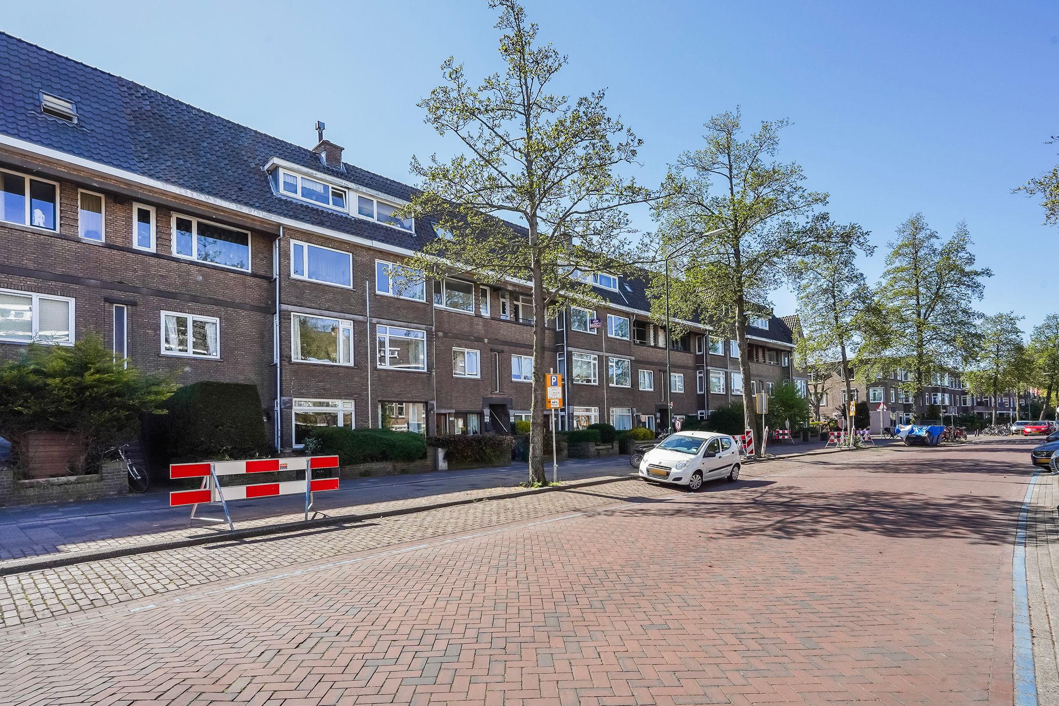 Modern 4-room apartment with southwest-facing balcony in sought-after Voorburg neighborhood — 33