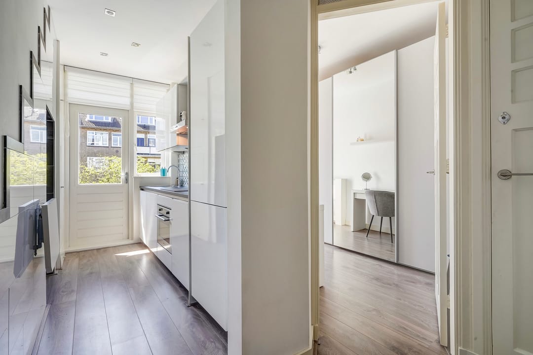 Modern 4-room apartment with southwest-facing balcony in sought-after Voorburg neighborhood — 23