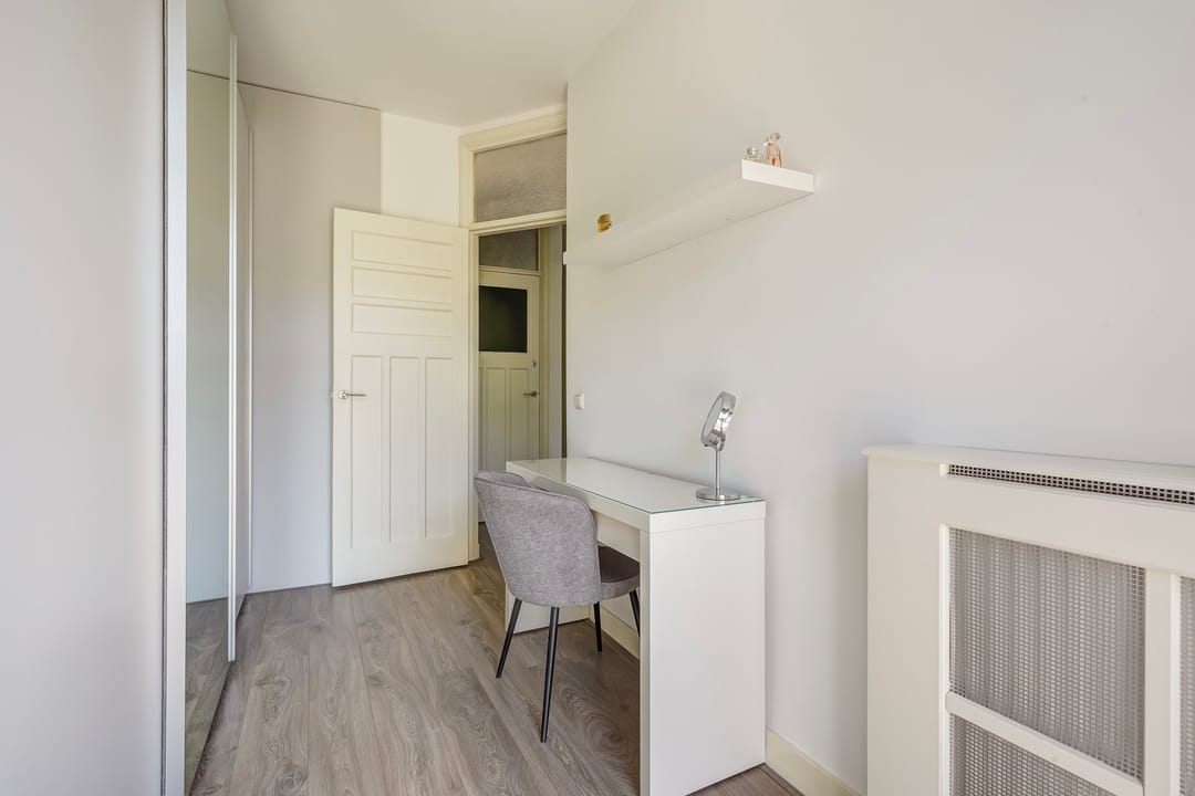 Modern 4-room apartment with southwest-facing balcony in sought-after Voorburg neighborhood — 17
