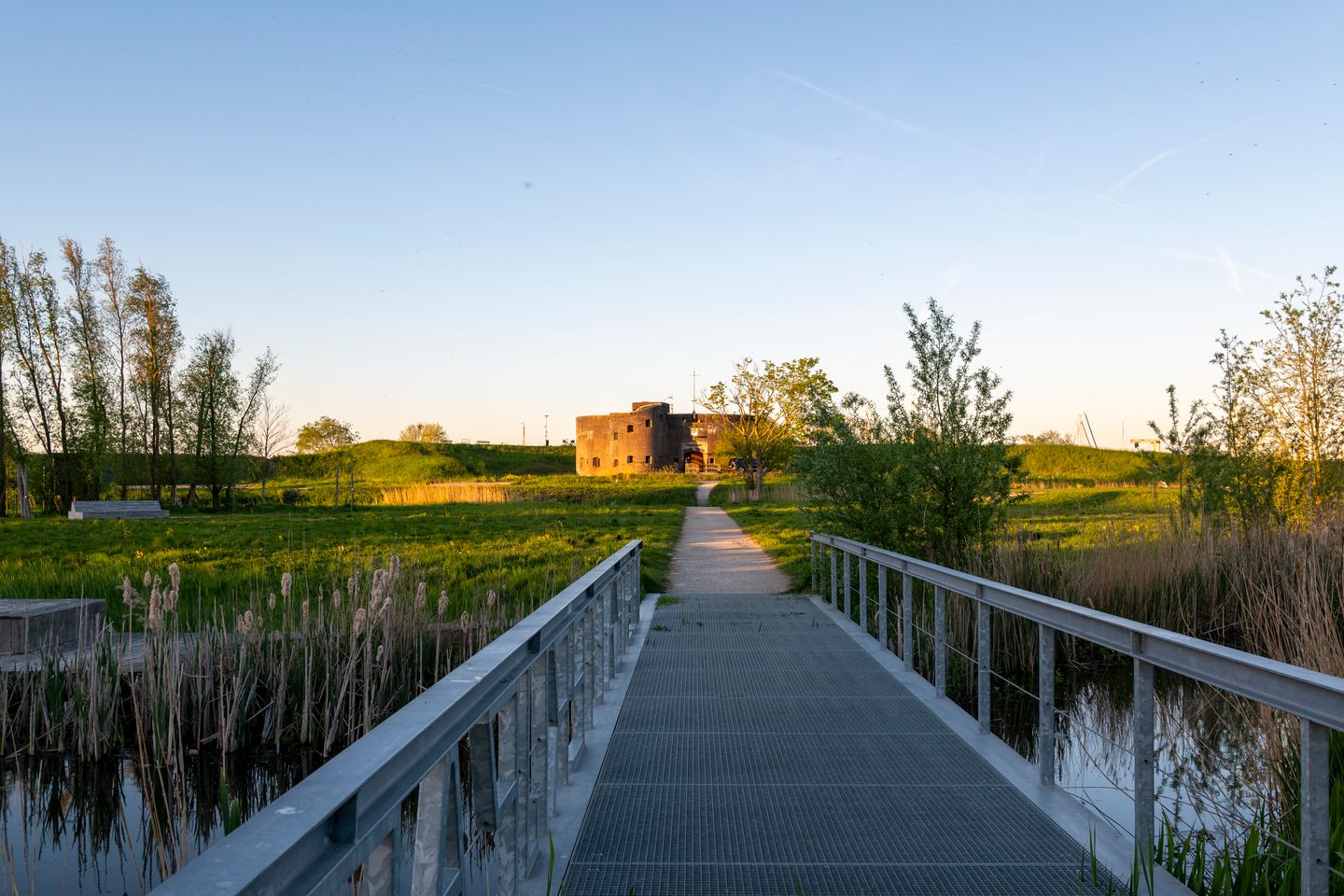 Photo 35 of Waterlinie 42