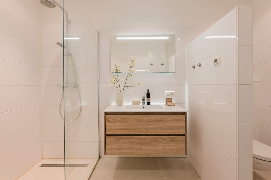 Spacious Ground Floor Apartment with Sunny Southwest Garden in Amsterdam South — 26