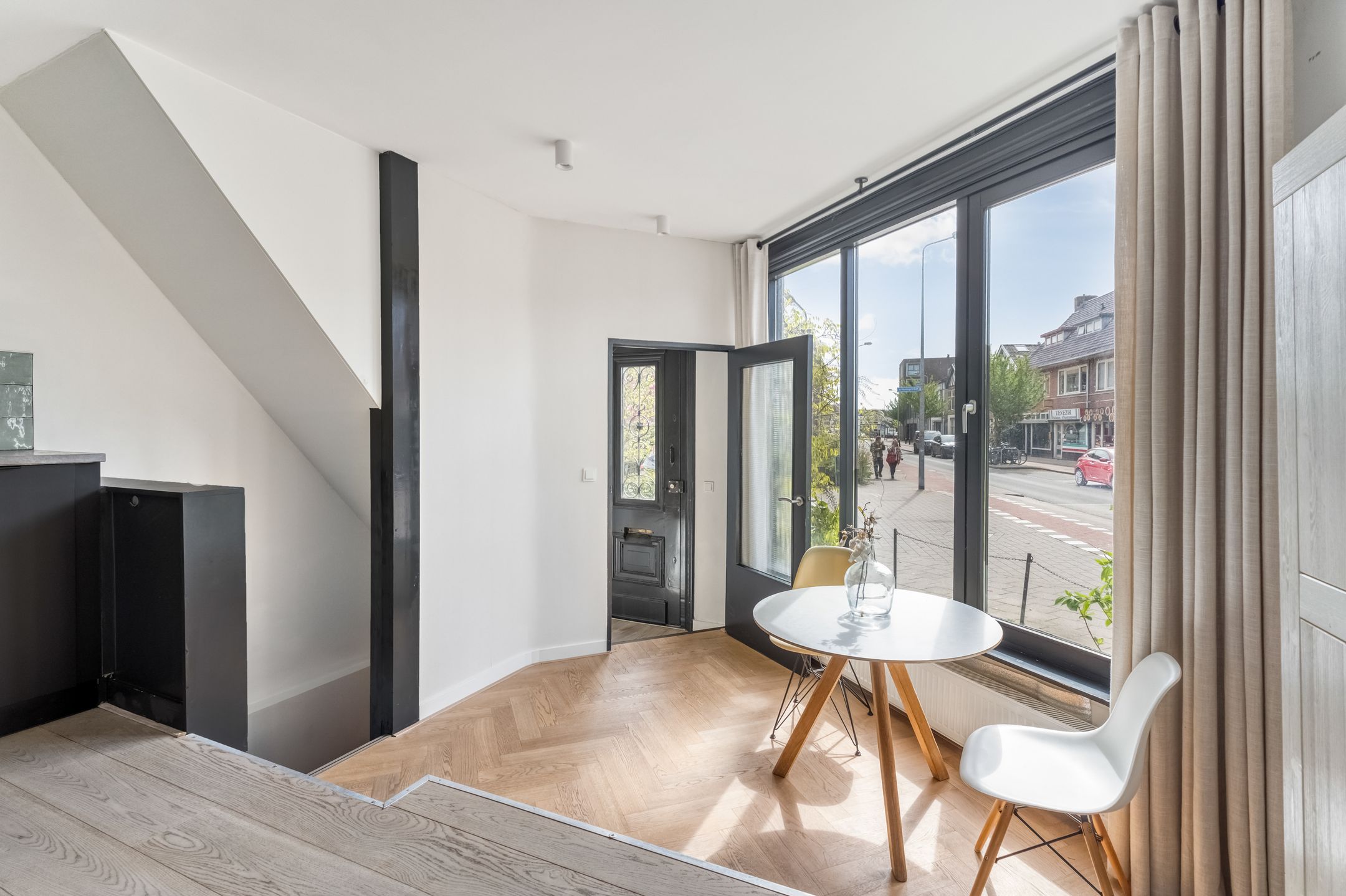 Foto 42 van Naarderstraat 78