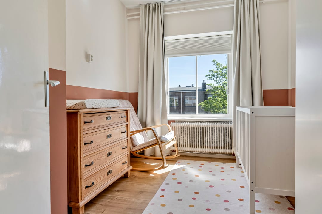 Spacious 4-room apartment with balcony near Zuiderpark in Den Bosch Zuid — 22