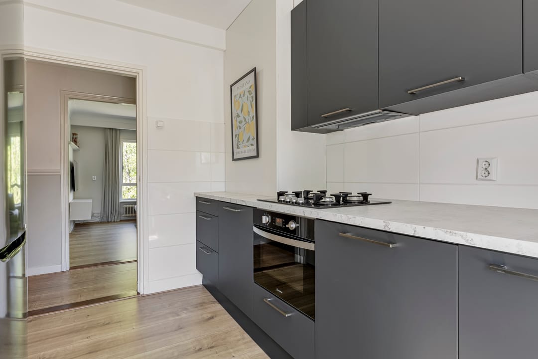 Spacious 4-room apartment with balcony near Zuiderpark in Den Bosch Zuid — 16