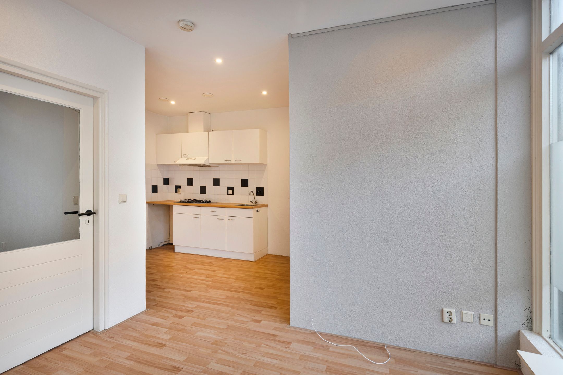 Photo 12 of Rosendaalsestraat 228-B