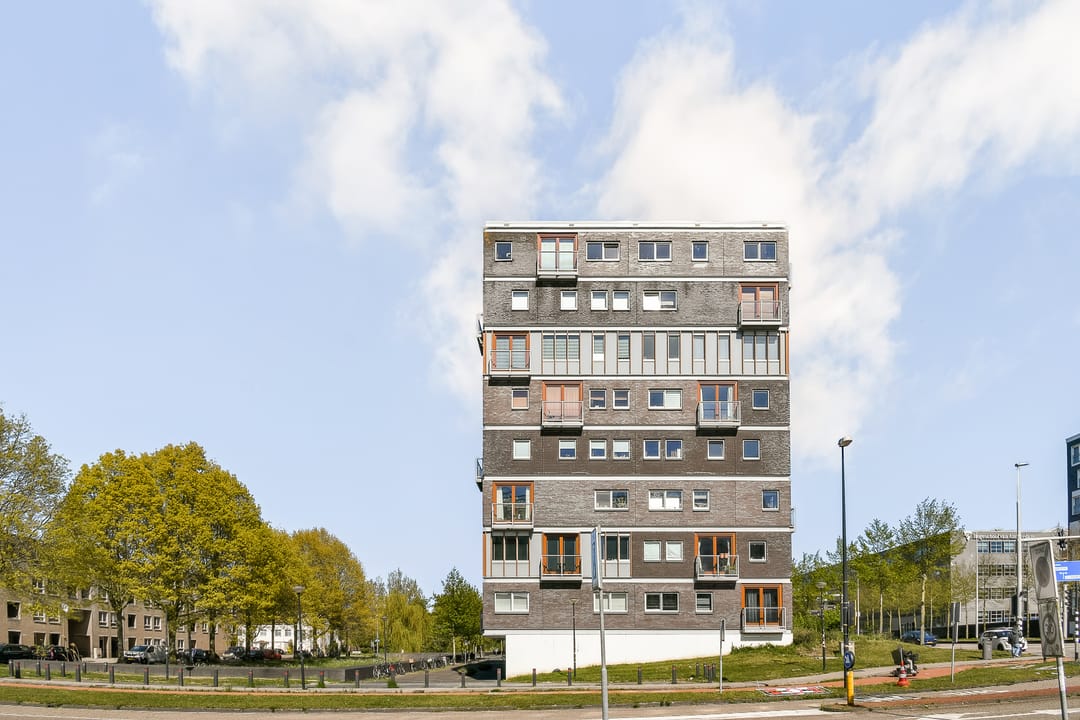 Photo 22 of Anna Blamansingel 40