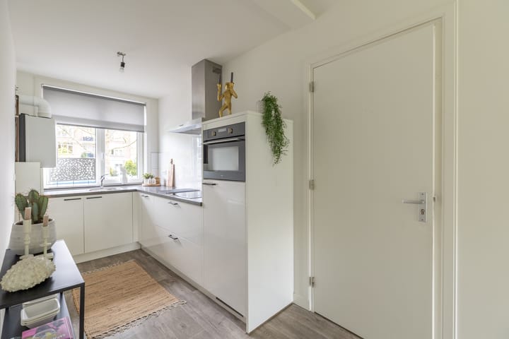 Photo 3 of Asselijnstraat 56