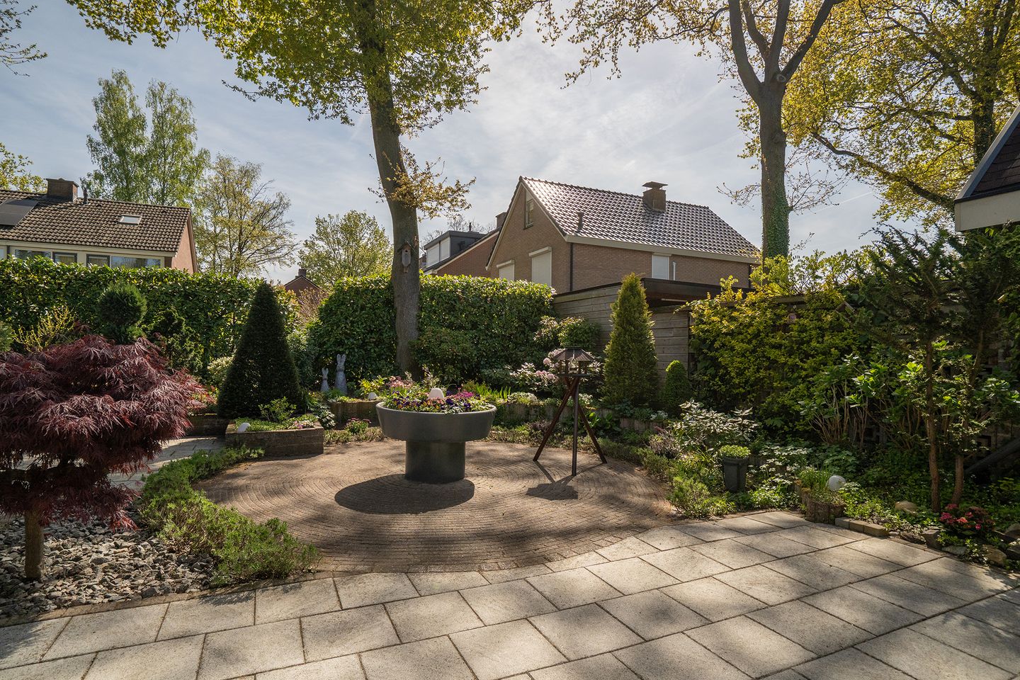 Surprisingly spacious semi-detached family home with private driveway — 40