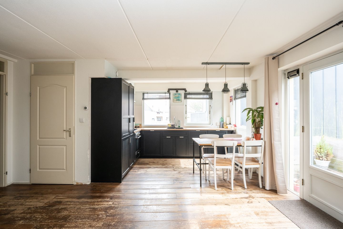 Photo 10 of Dorpsstraat 67