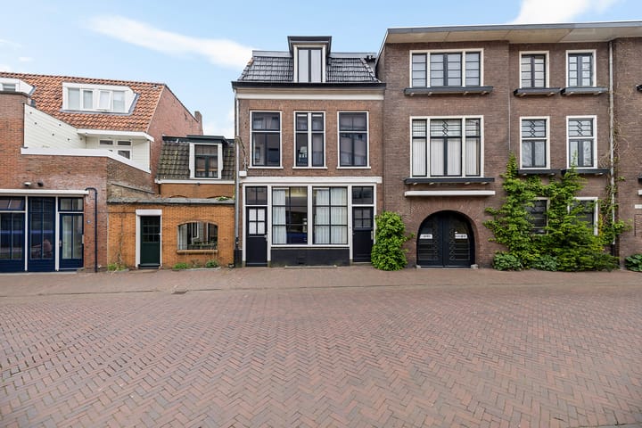 Photo 2 of Torenstraat 21