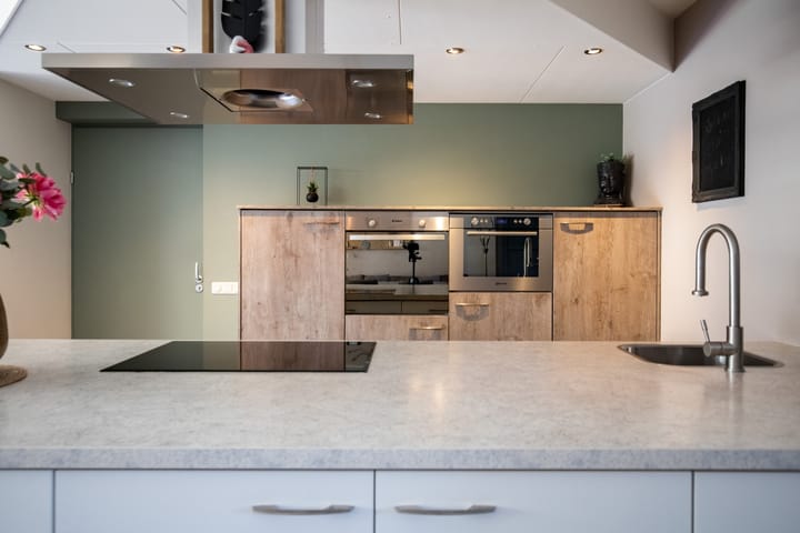 Tussenwoning te koop: Schout Boutenstraat 22, Buchten