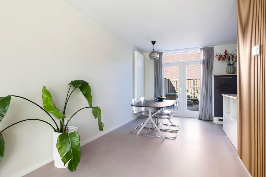 Photo 13 of Albert Cuypstraat 23