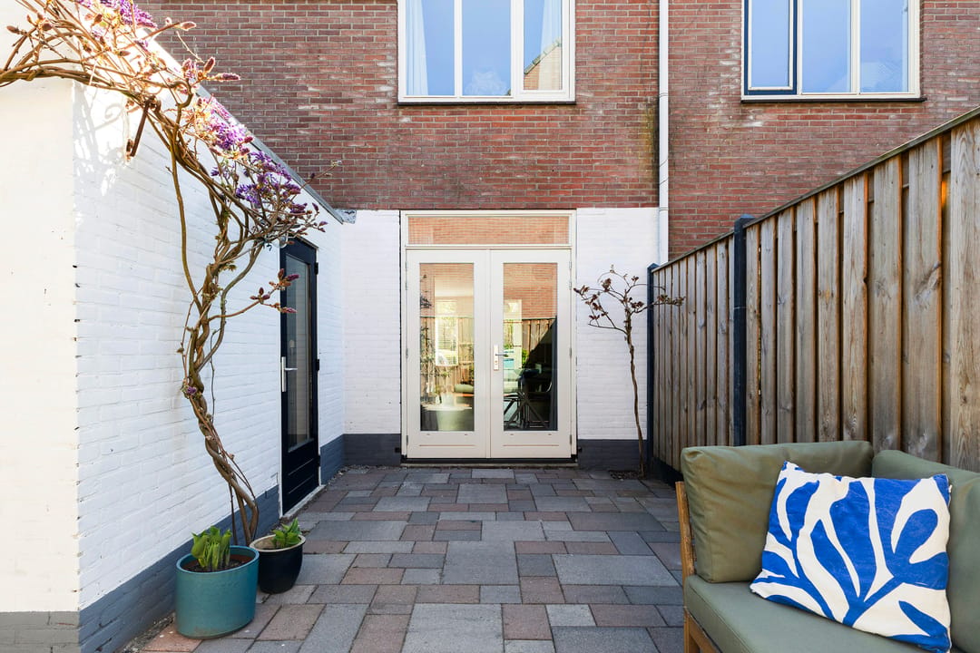 Photo 26 of Albert Cuypstraat 23