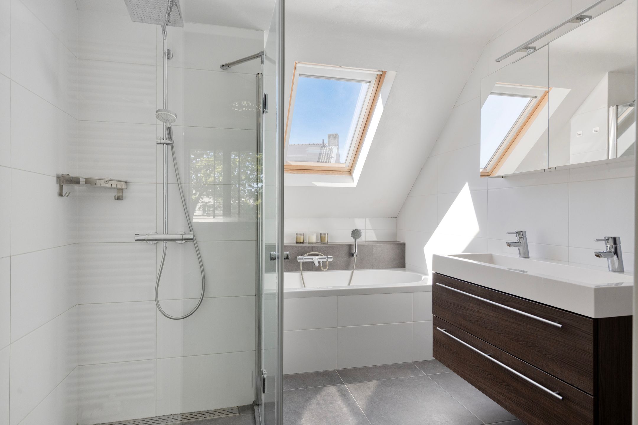Modern and Move-in Ready Home in Charming Brandevoort — 27