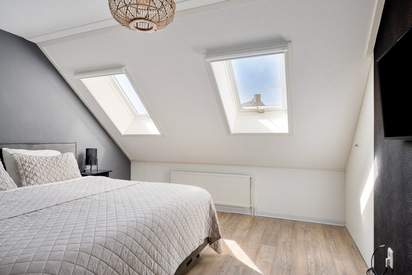 Modern and Move-in Ready Home in Charming Brandevoort — 25