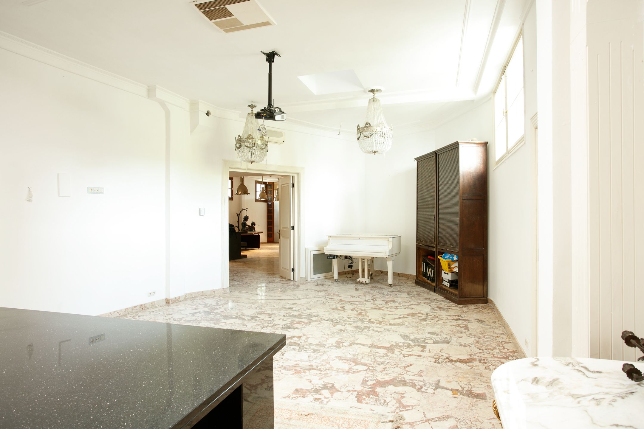Grand 381m² Townhouse with Dual Living Potential in Scheveningen — 27
