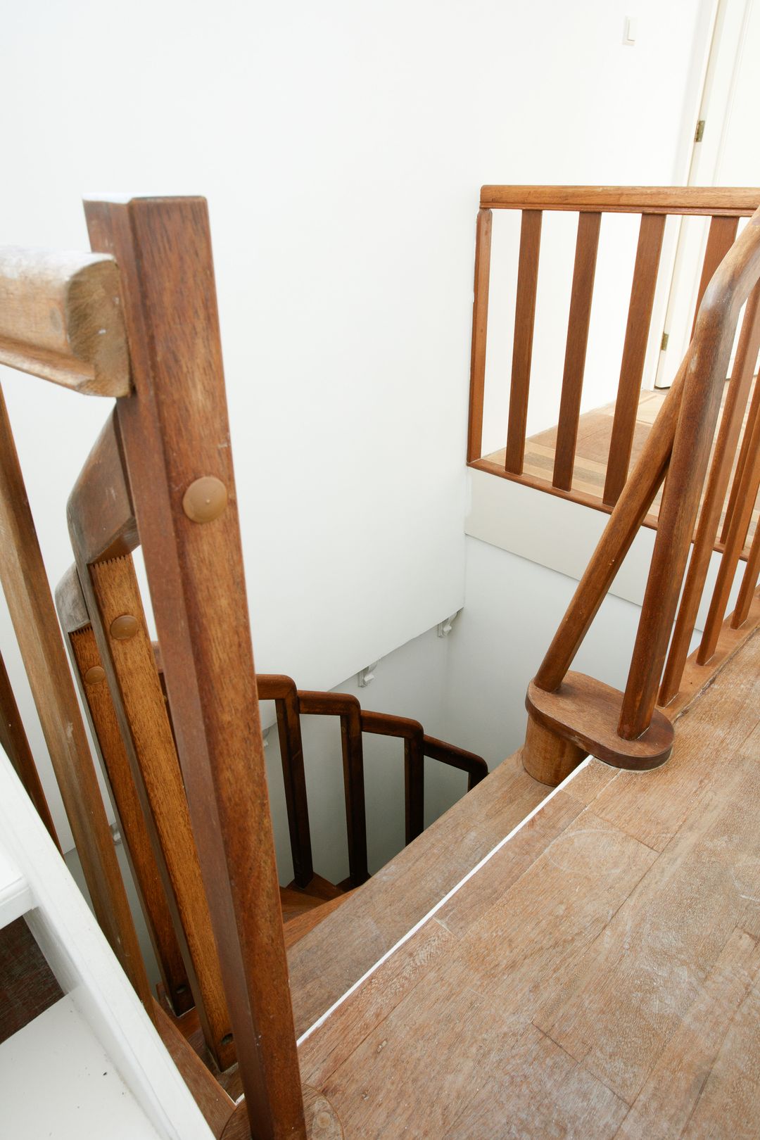 Grand 381m² Townhouse with Dual Living Potential in Scheveningen — 43