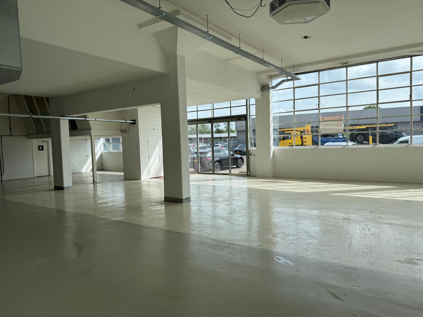 View photo 4 of Pieter Ghijsenlaan 14-B