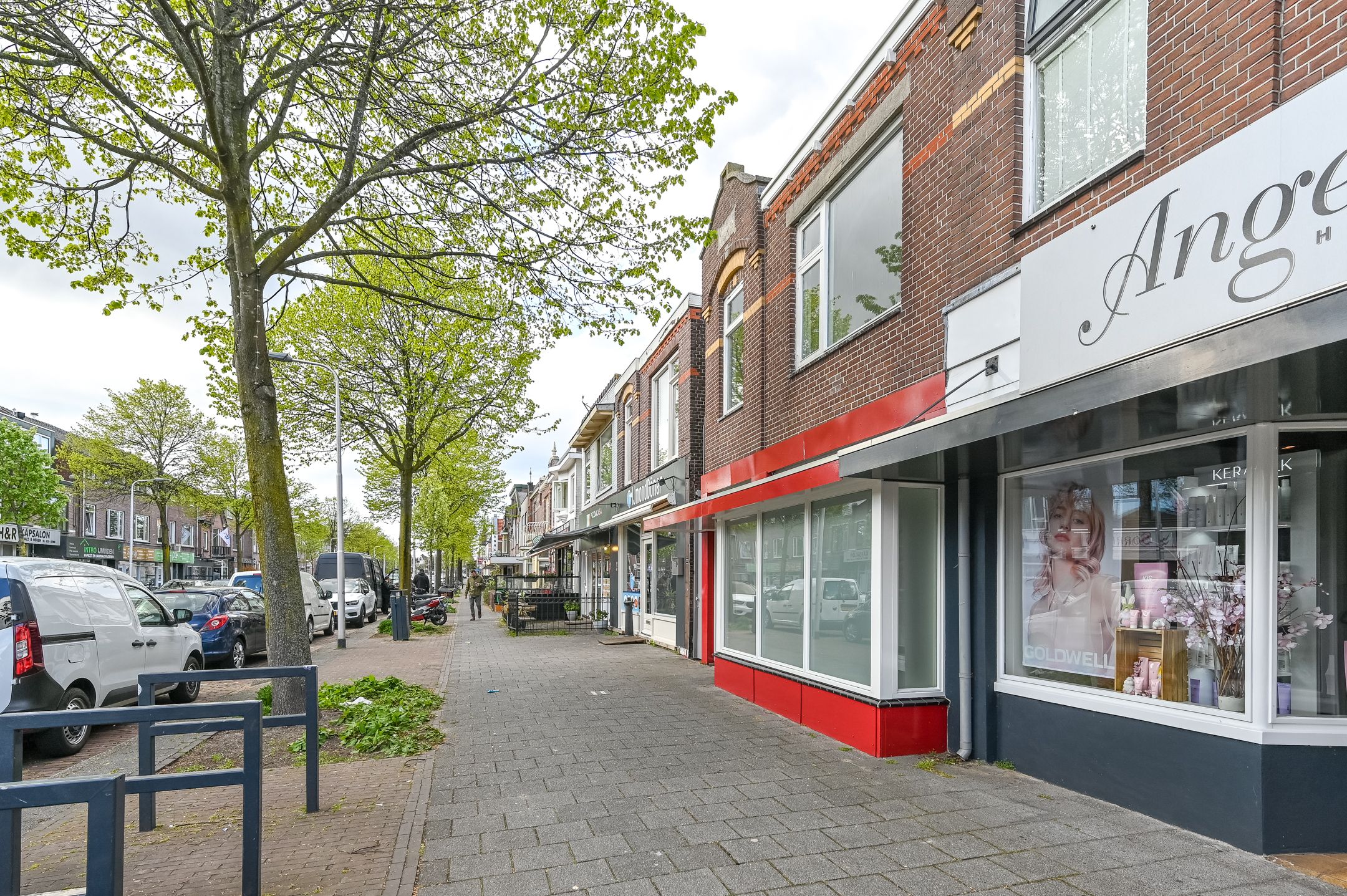 Versatile Mixed-Use Property with Commercial Space and Upper Apartment on Lively Kennemerlaan — 18