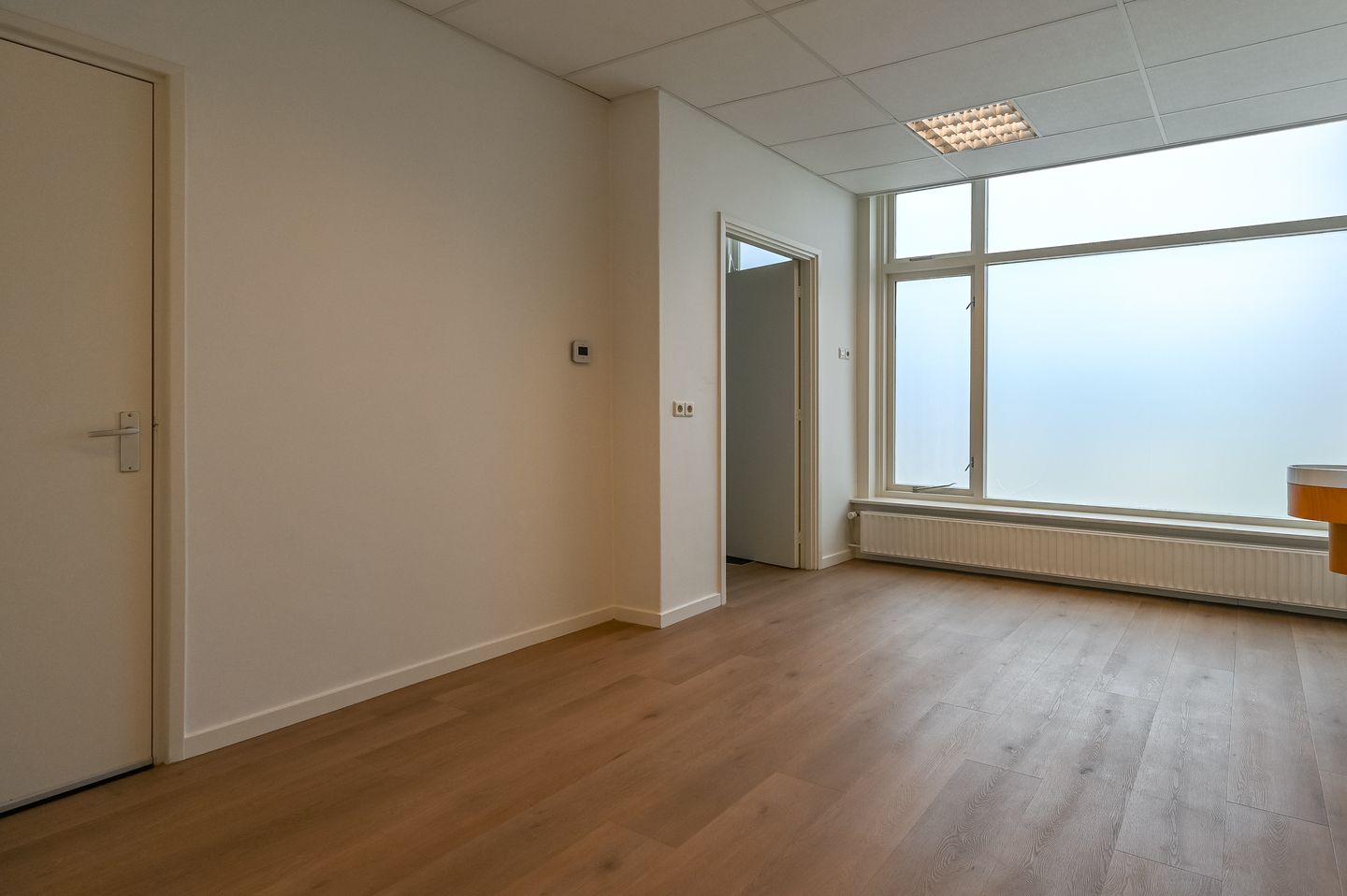 Versatile Mixed-Use Property with Commercial Space and Upper Apartment on Lively Kennemerlaan — 29