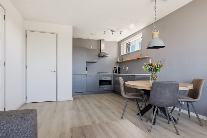 Photo 4 of Dorpsstraat 12-Q
