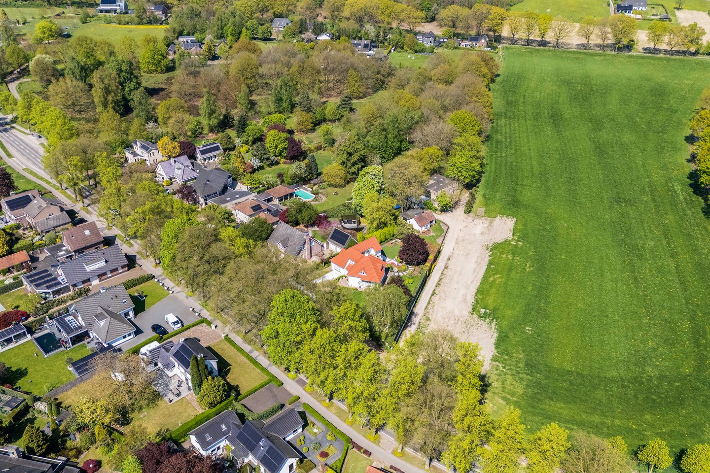 Photo 85 of Nieuweweg 10