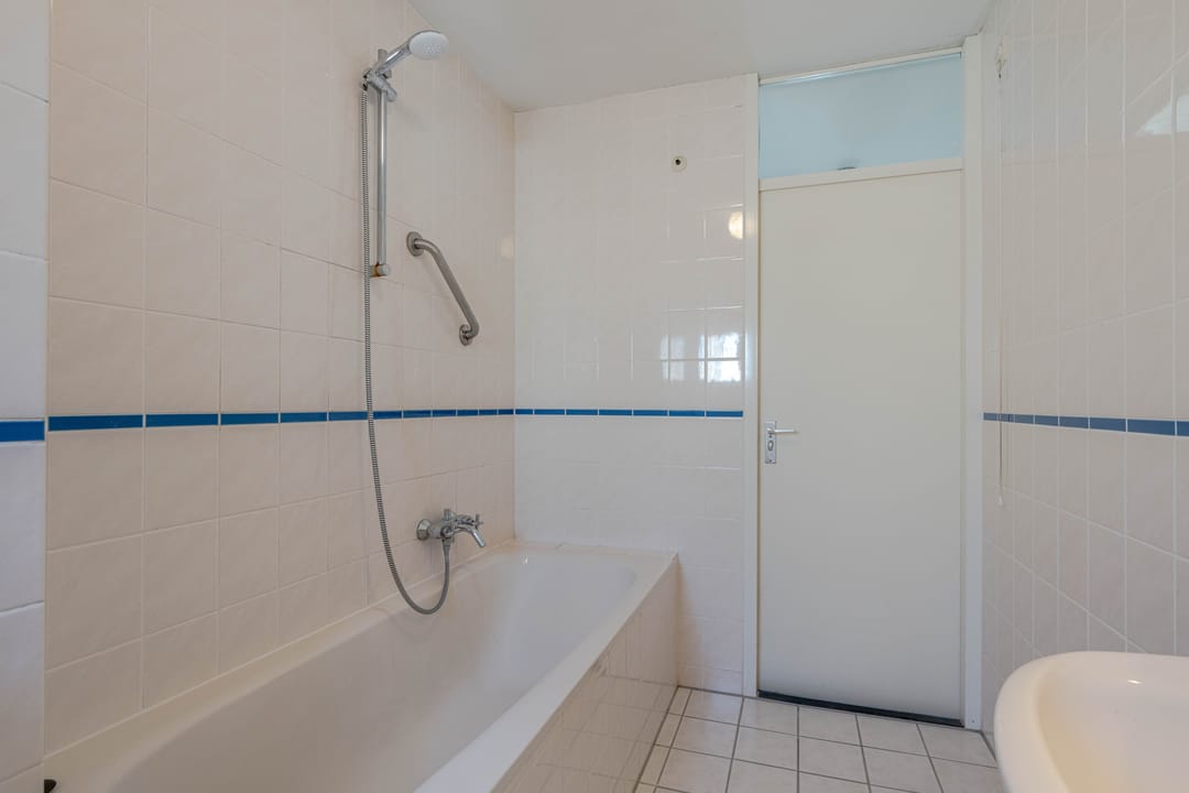 Modern Terraced House with 4 Bedrooms and Energy Label A in Oud-Charlois — 23