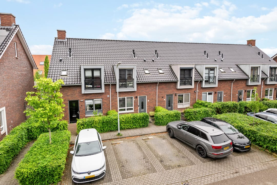 Photo 43 of Meester J van Dolderenstraat 11