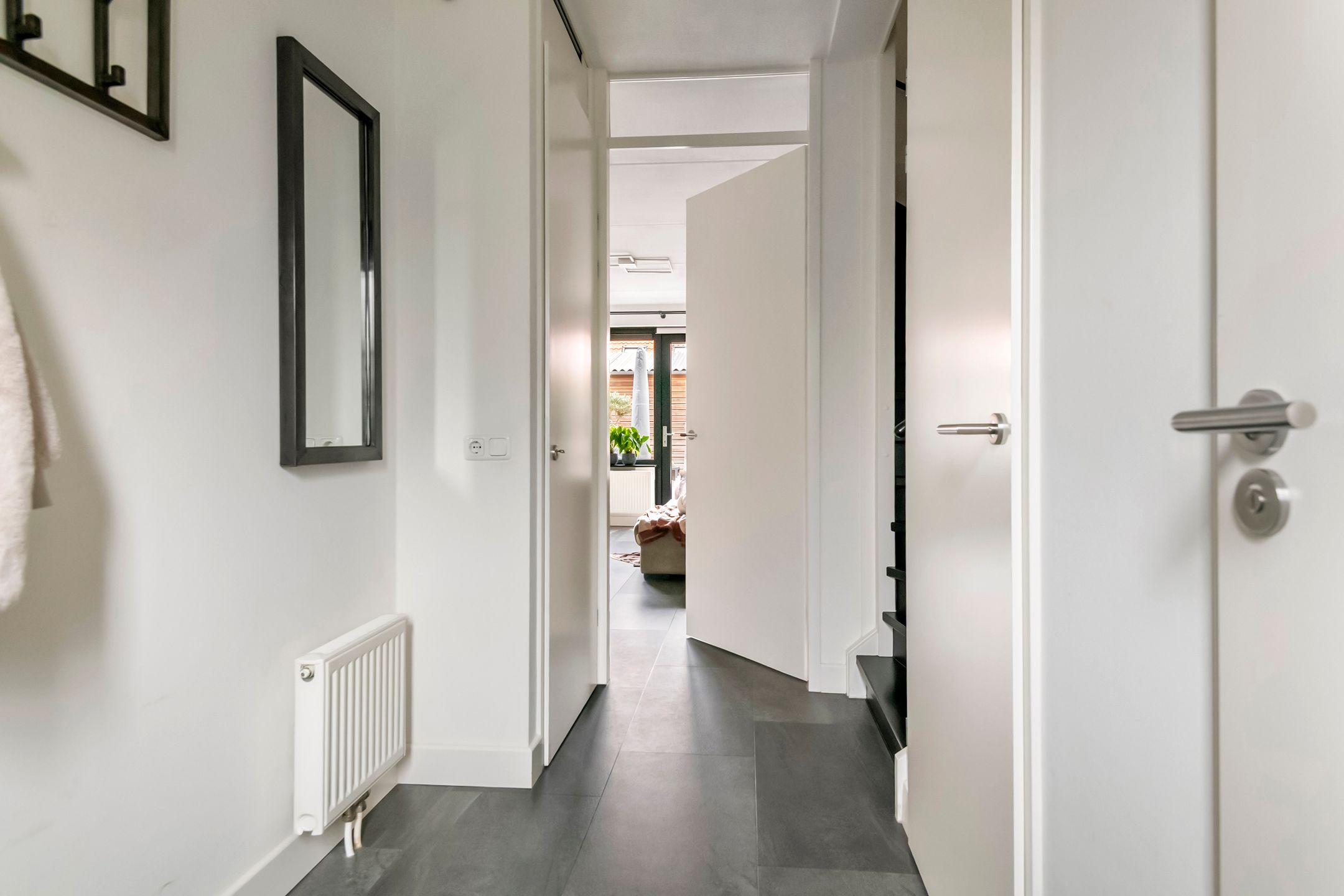 Photo 9 of Meester J van Dolderenstraat 11
