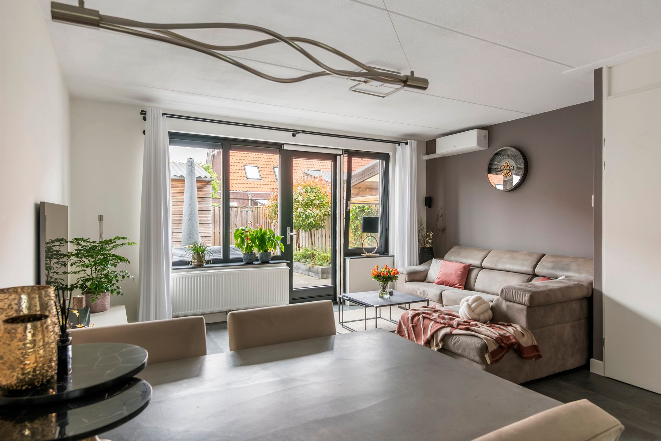 Photo 21 of Meester J van Dolderenstraat 11