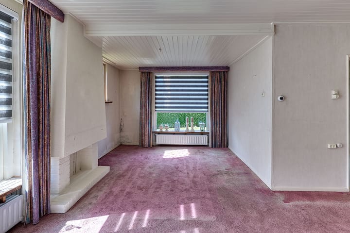 Hoekwoning te koop: Ir. De Blocq van Kuffelerstraat 1, Harderwijk