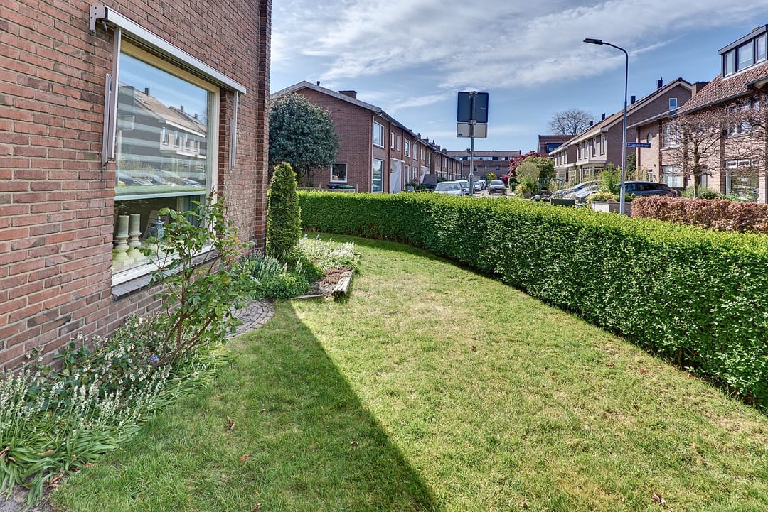 Foto 43 van Ir. De Blocq van Kuffelerstraat 1