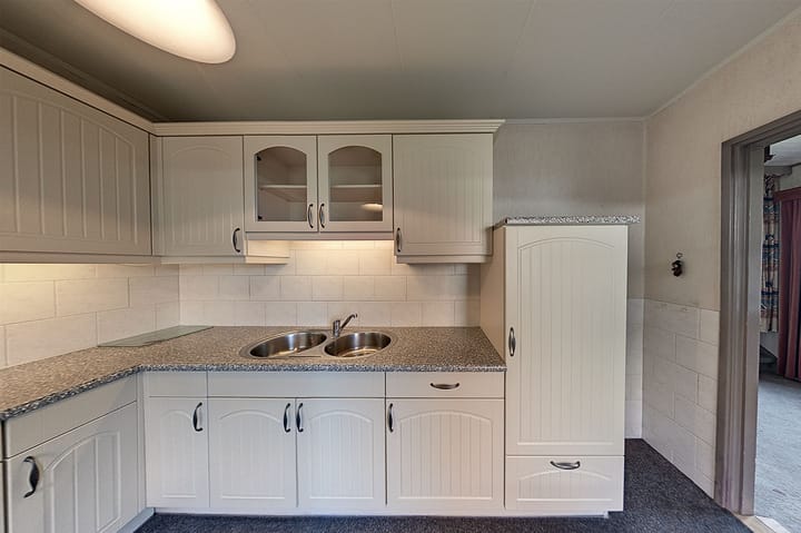 Hoekwoning te koop: Ir. De Blocq van Kuffelerstraat 1, Harderwijk