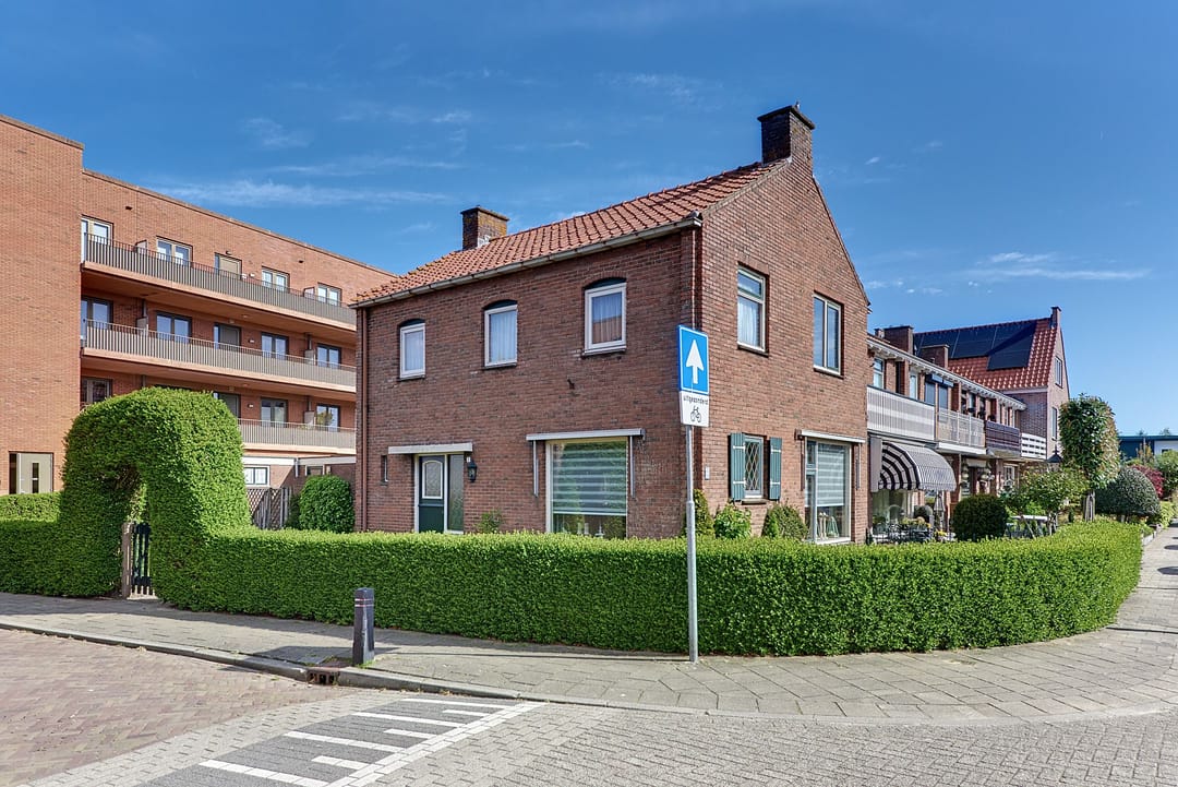 Foto 46 van Ir. De Blocq van Kuffelerstraat 1