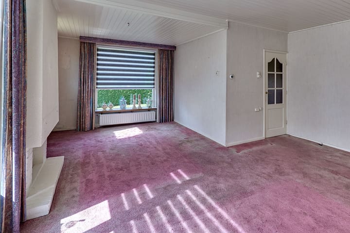 Hoekwoning te koop: Ir. De Blocq van Kuffelerstraat 1, Harderwijk