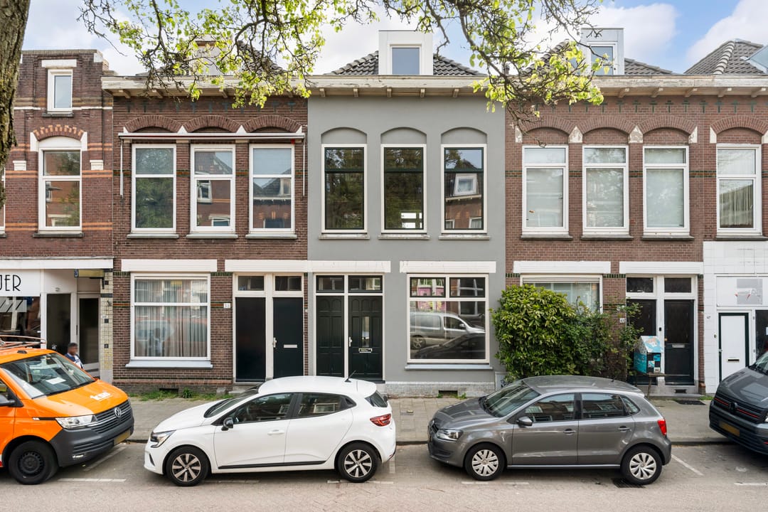 Photo 1 of Ebenhaëzerstraat 38