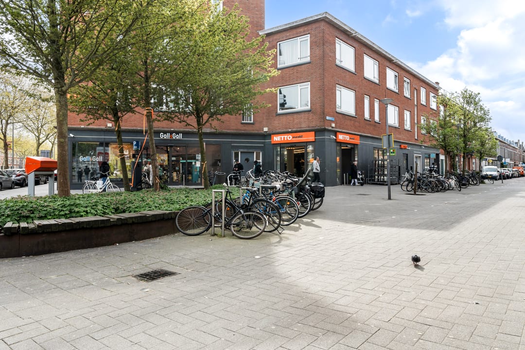 Photo 28 of Ebenhaëzerstraat 38