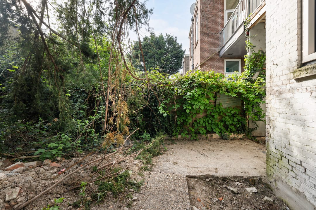 Photo 13 of Ebenhaëzerstraat 38
