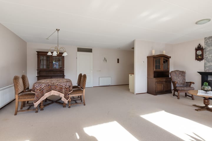 Hoekwoning te koop: Kade 8, Sint Nicolaasga